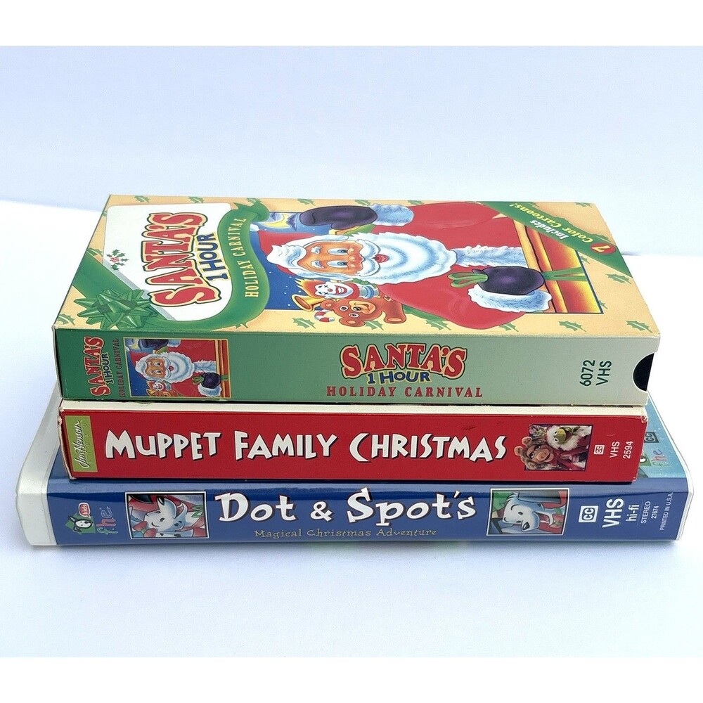 3 Christmas VHS Tape Lot: Muppet Family Christmas, Santa’s Holiday, Dot & Spot